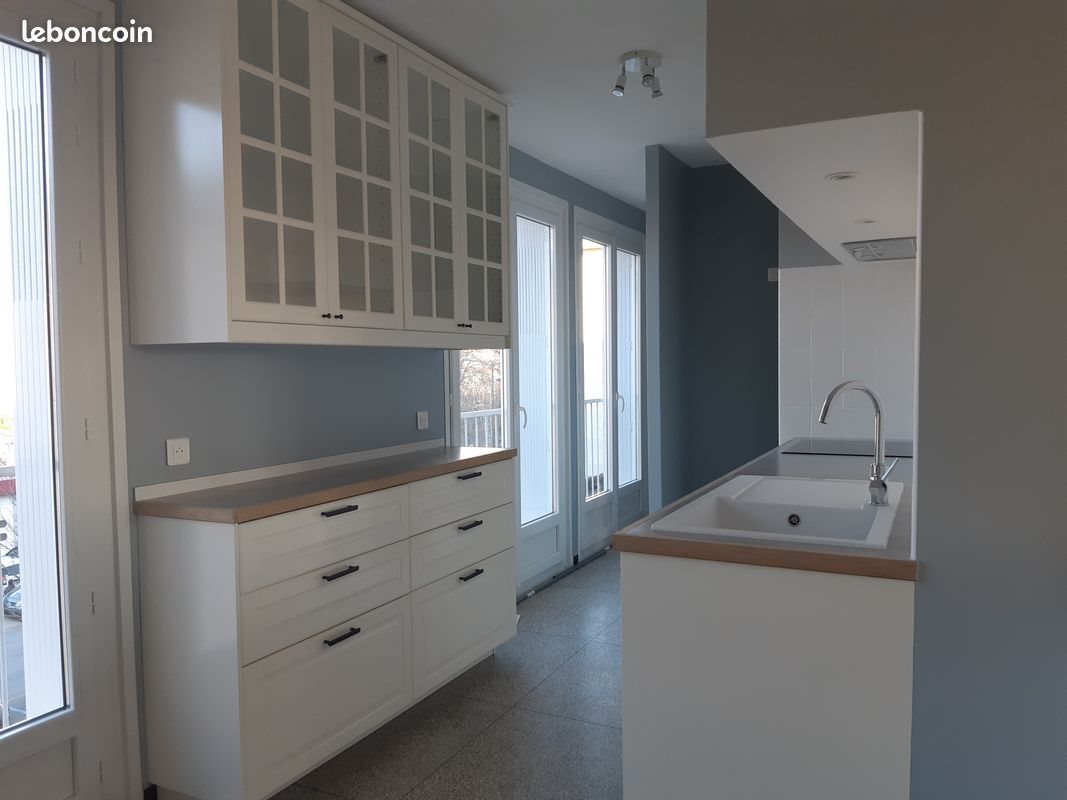 Appartement à louer, 84m², Forcalquier