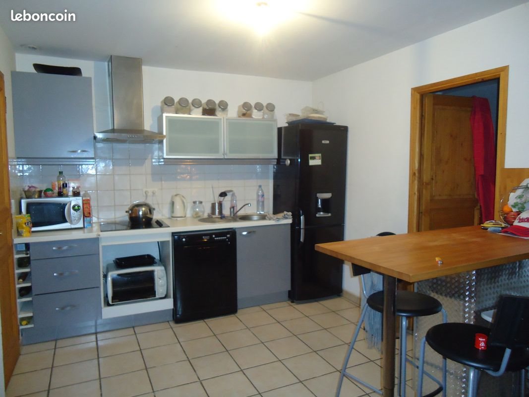 Appartement à louer, 93m², Meyrargues