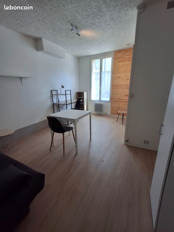 Appartement à louer, 24m², Niort