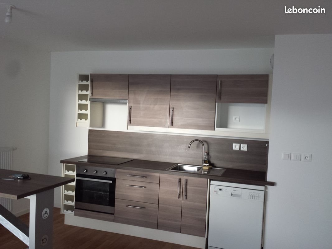 Appartement à louer, 67m², Loos