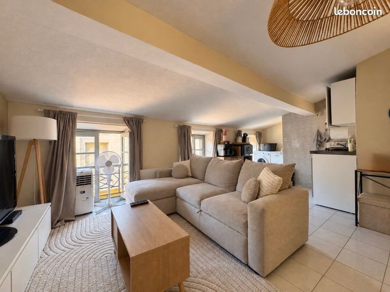 Appartement à louer, 32m², Carcassonne