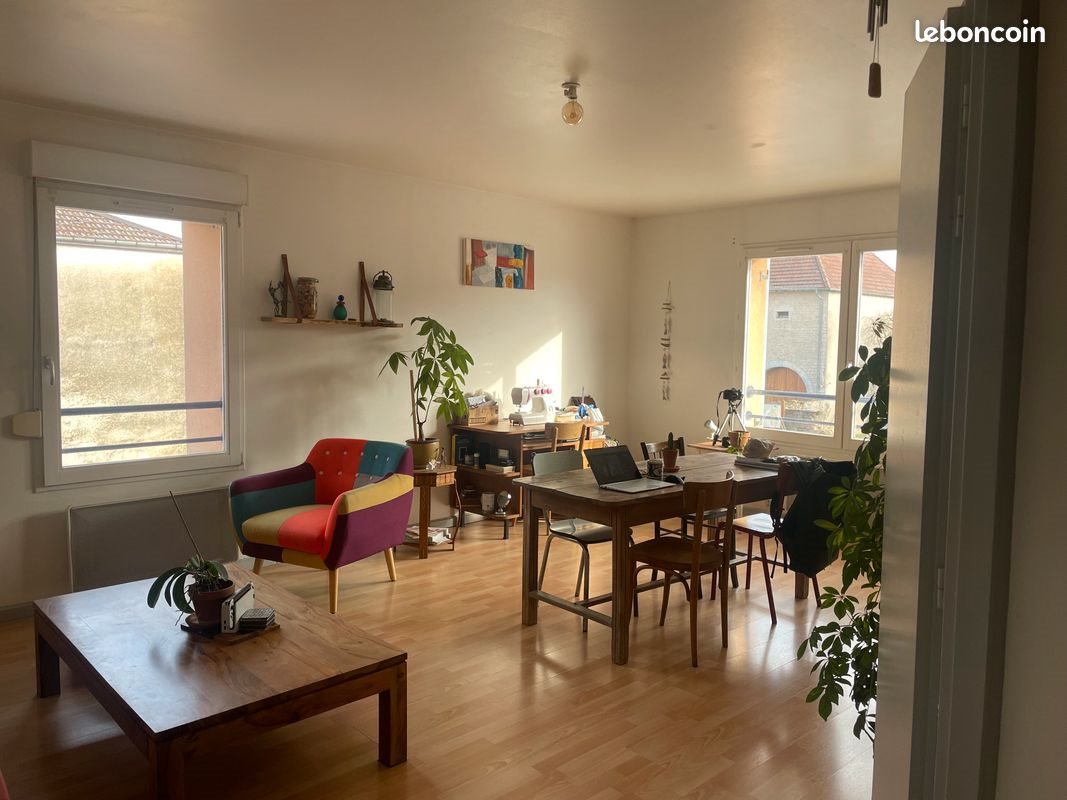 Appartement à louer, 110m², Fretigney-et-Velloreille