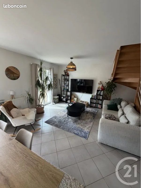 Maison à louer, 115m², Villié-Morgon