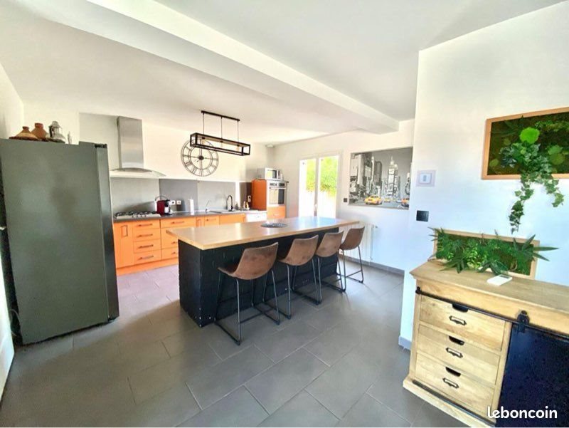 Maison à louer, 86m², Jonquières-Saint-Vincent