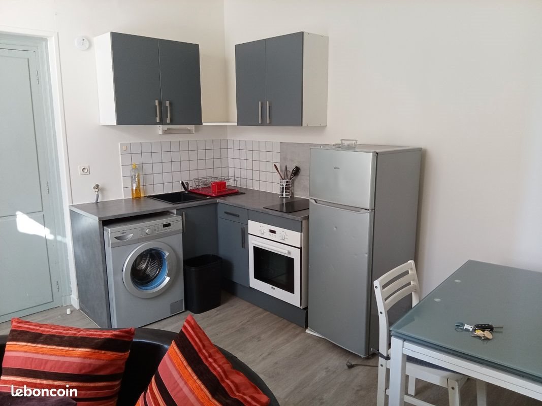 Appartement à louer, 25m², Cognac