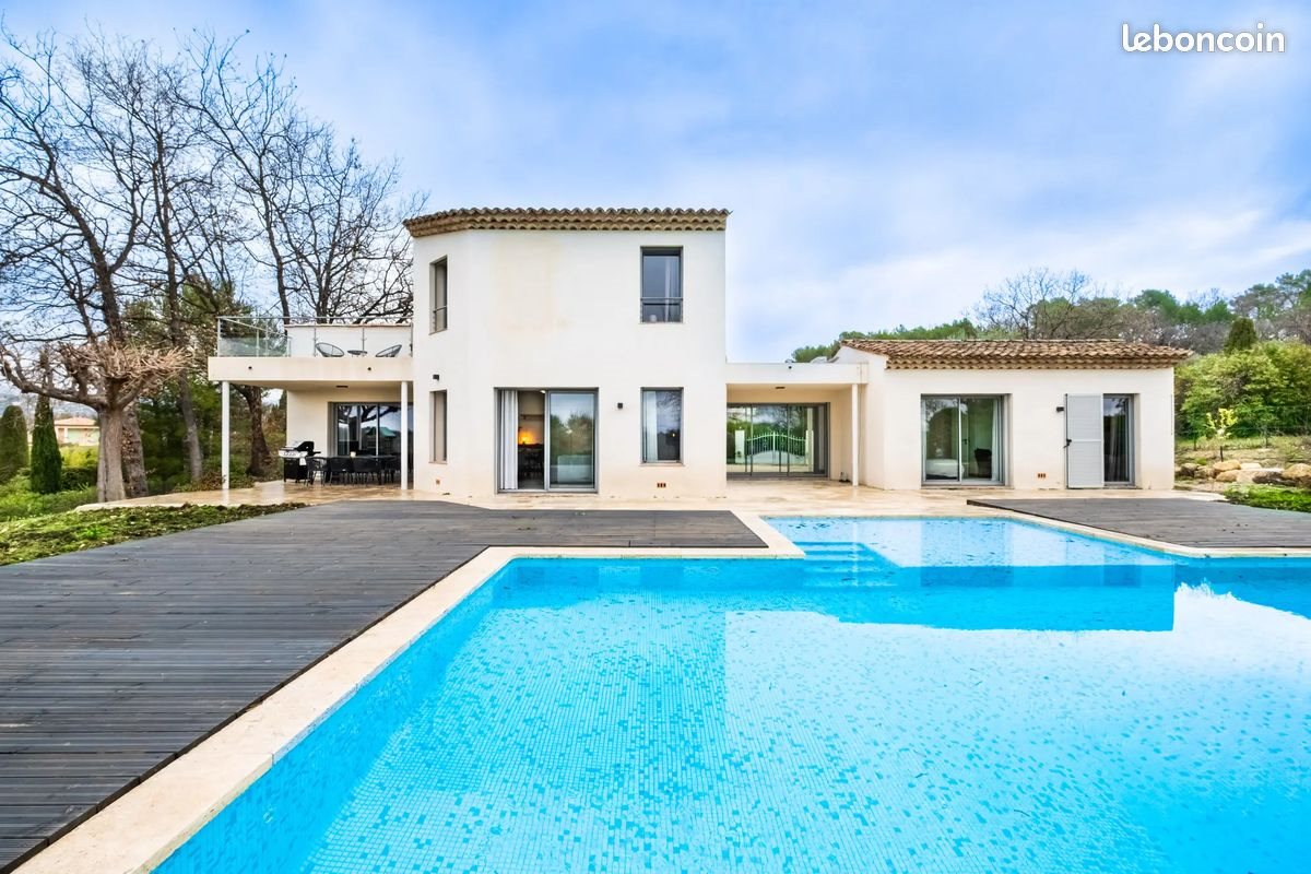 Maison à louer, 163m², Châteauneuf-Grasse
