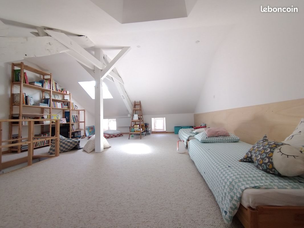 Maison à louer, 110m², Châteauneuf-la-Forêt