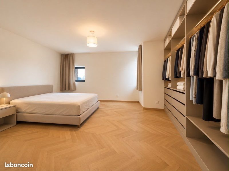 Appartement à louer, 131m², Menton
