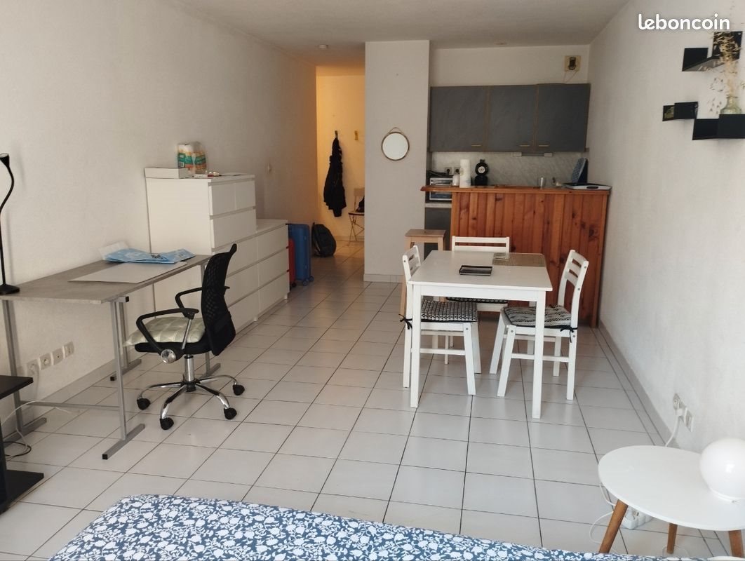 Appartement à louer, 35m², Nîmes