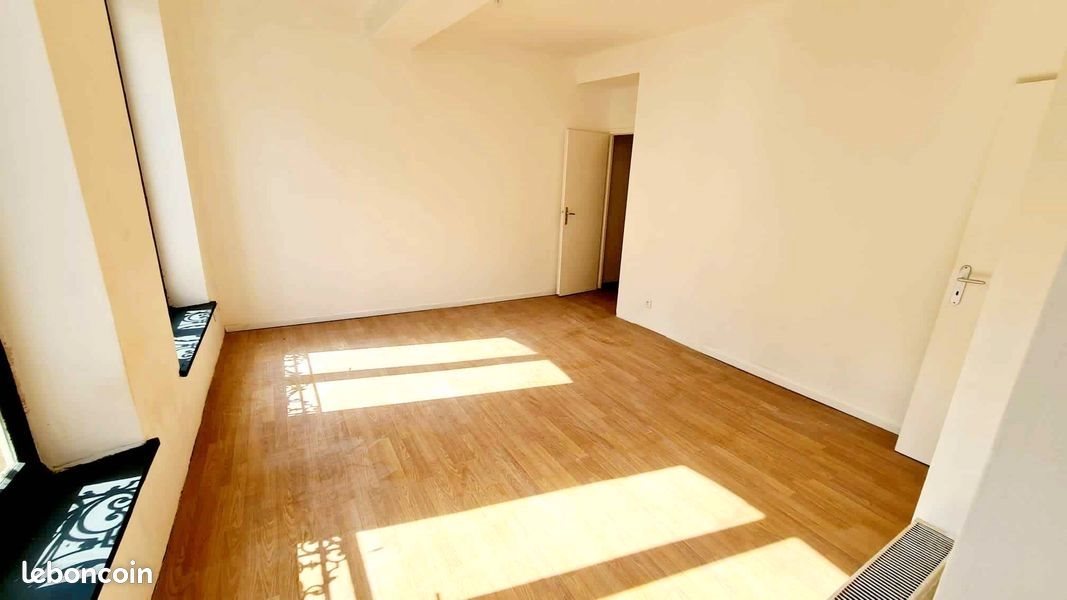 Appartement à vendre, 94m², Sedan