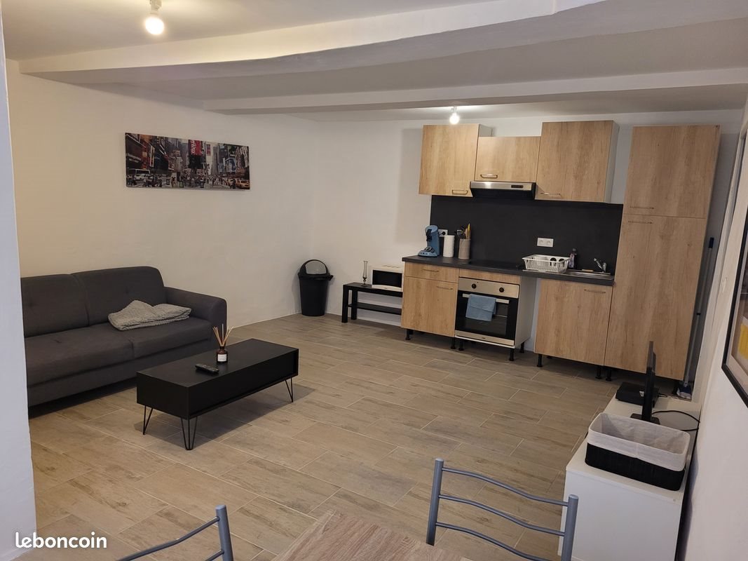 Appartement à louer, 45m², Aups