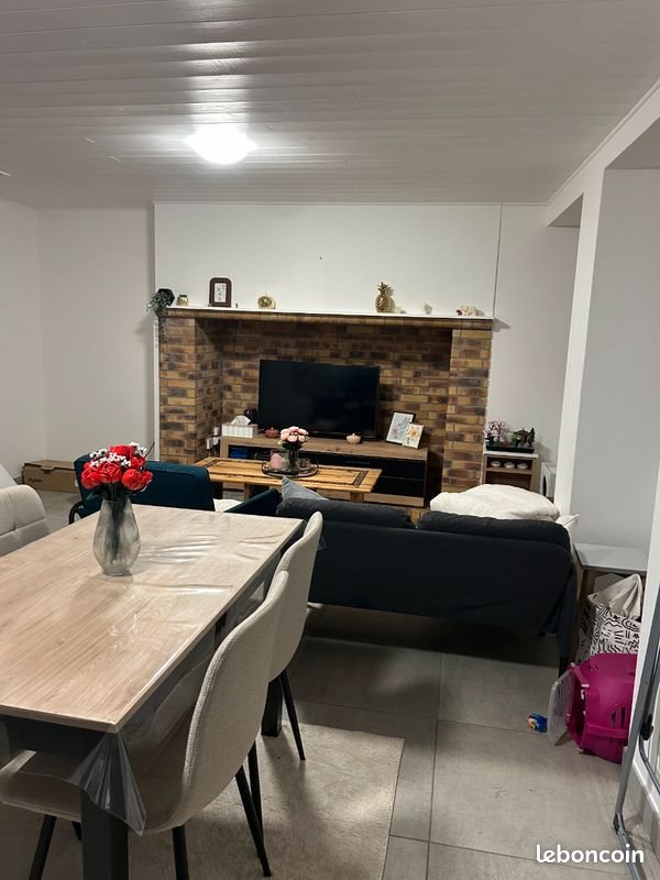 Maison à louer, 74m², Massiac