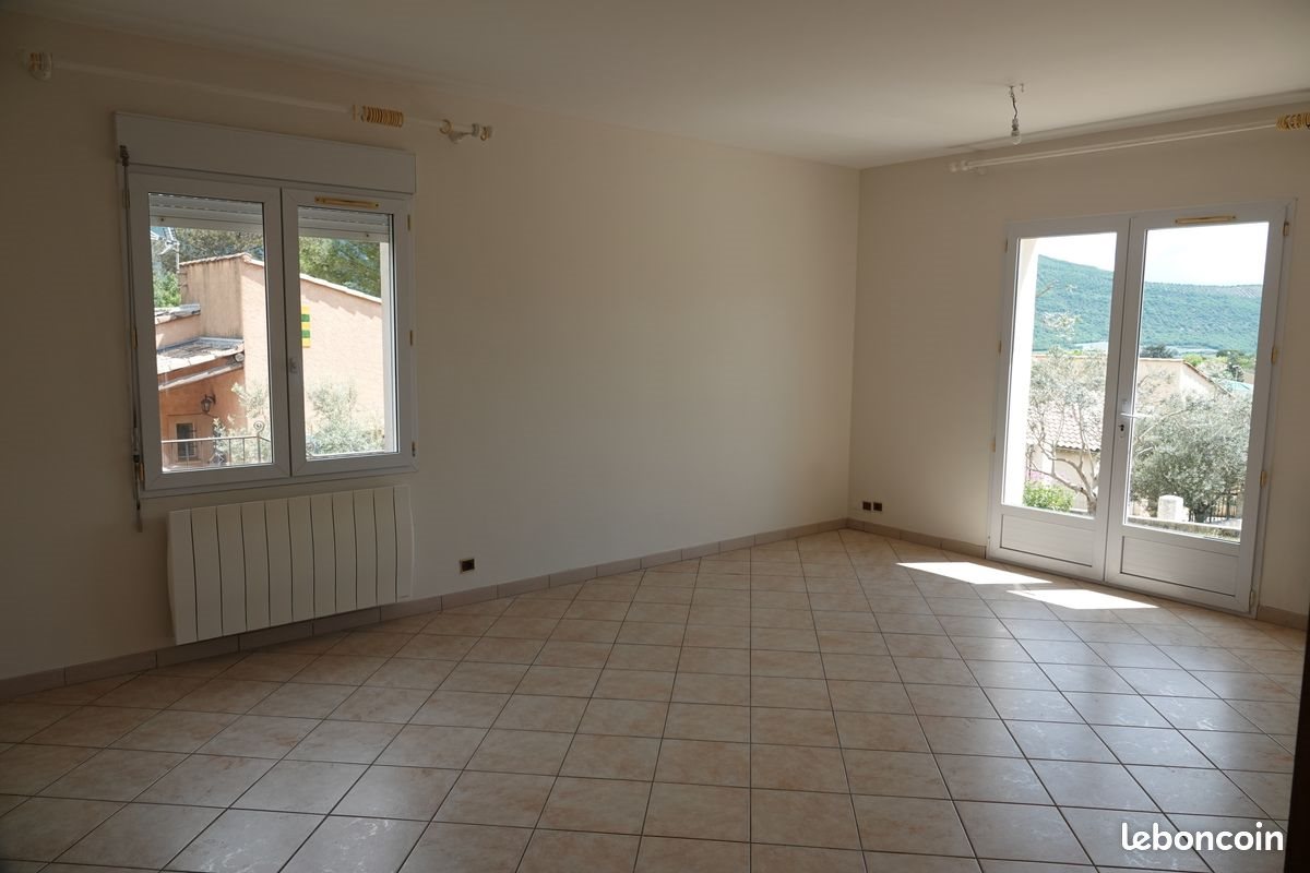 Maison à louer, 102m², Château-Arnoux-Saint-Auban