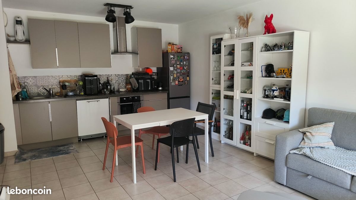Appartement à louer, 58m², La Destrousse