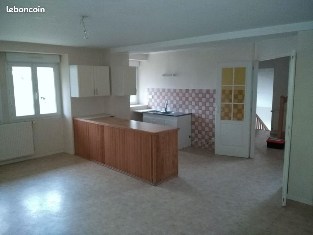 Appartement à louer, 150m², Grozon