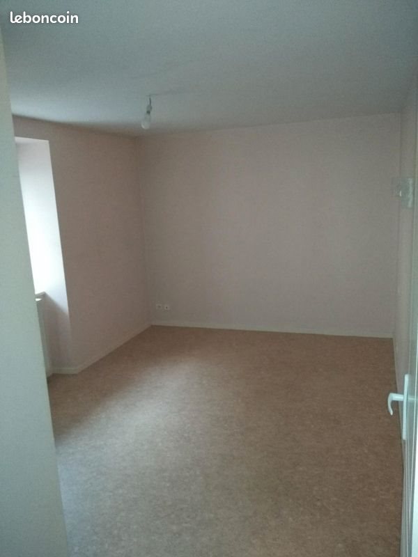 Appartement à louer, 150m², Grozon