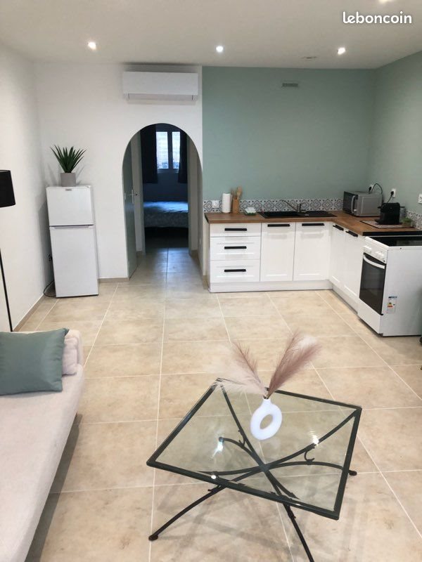 Appartement à louer, 65m², Maillane