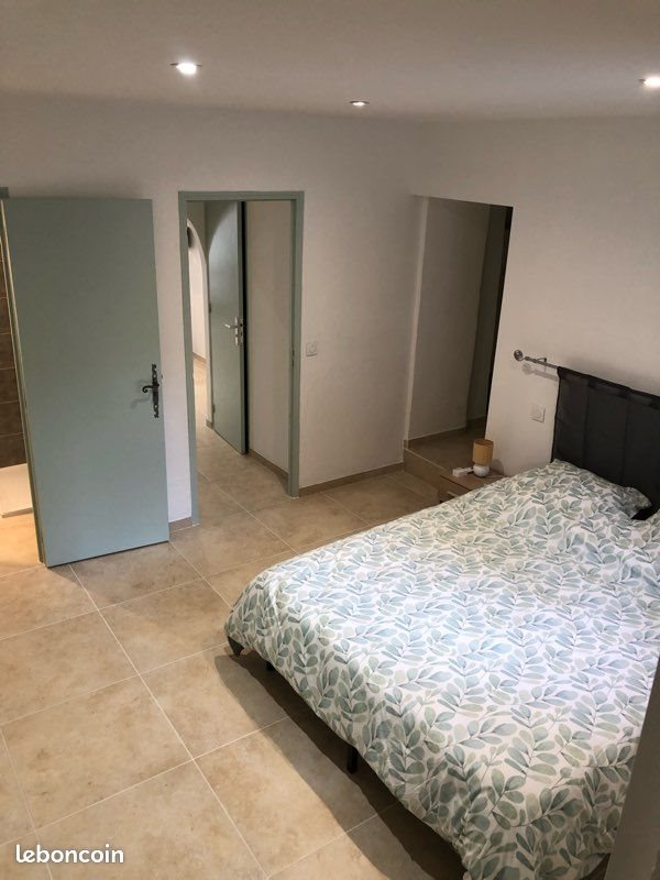 Appartement à louer, 65m², Maillane