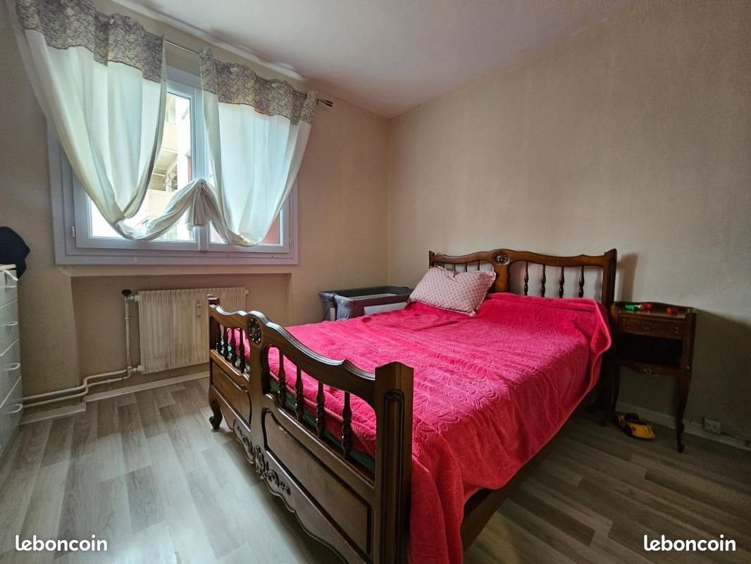Appartement à vendre, 57m², Saint-Etienne