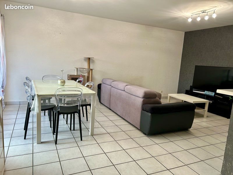 Appartement à louer, 80m², Montrond-les-Bains