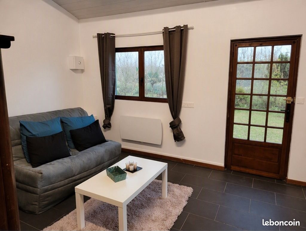 Appartement à louer, 25m², Cergy