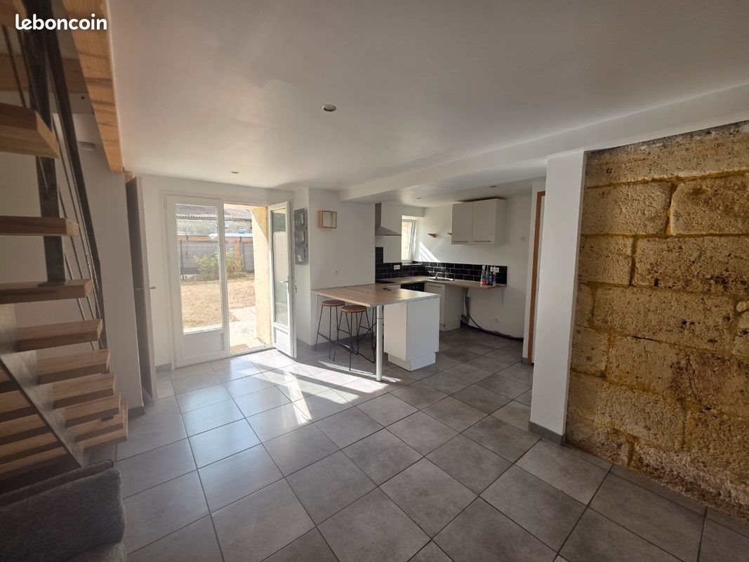 Maison à louer, 45m², Saint-André-de-Cubzac