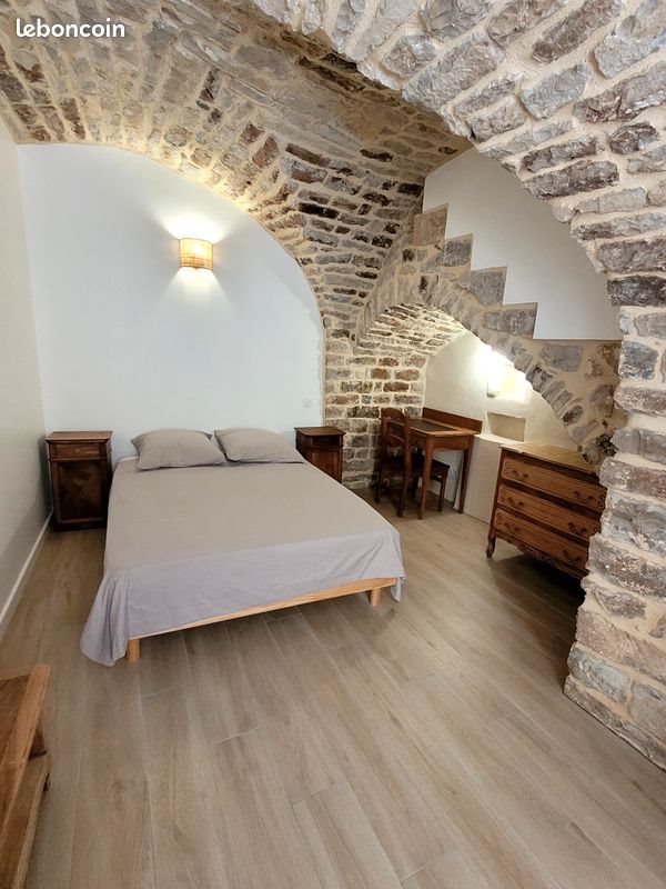 Appartement à louer, 45m², Calvisson