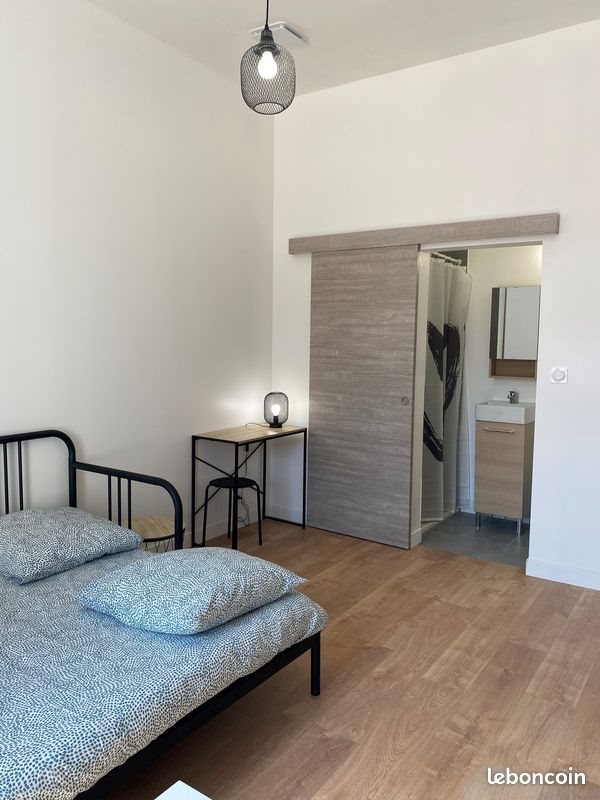 Appartement à louer, 19m², Nîmes