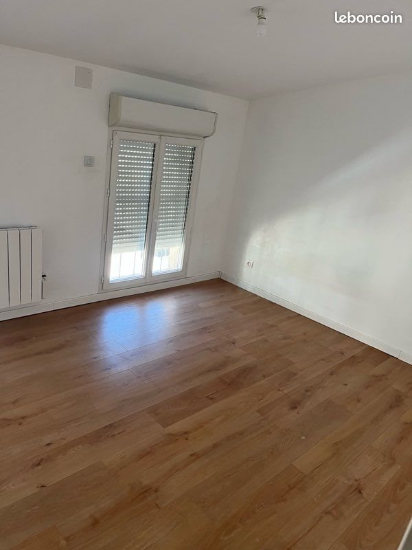 Appartement à louer, 100m², Saint-Maixent-l'Ecole
