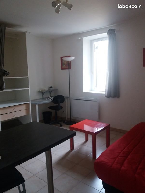 Appartement à louer, 19m², Nîmes