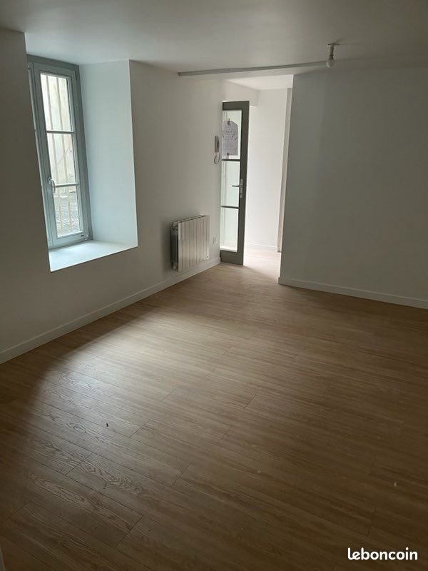 Appartement à louer, 93m², Thiers
