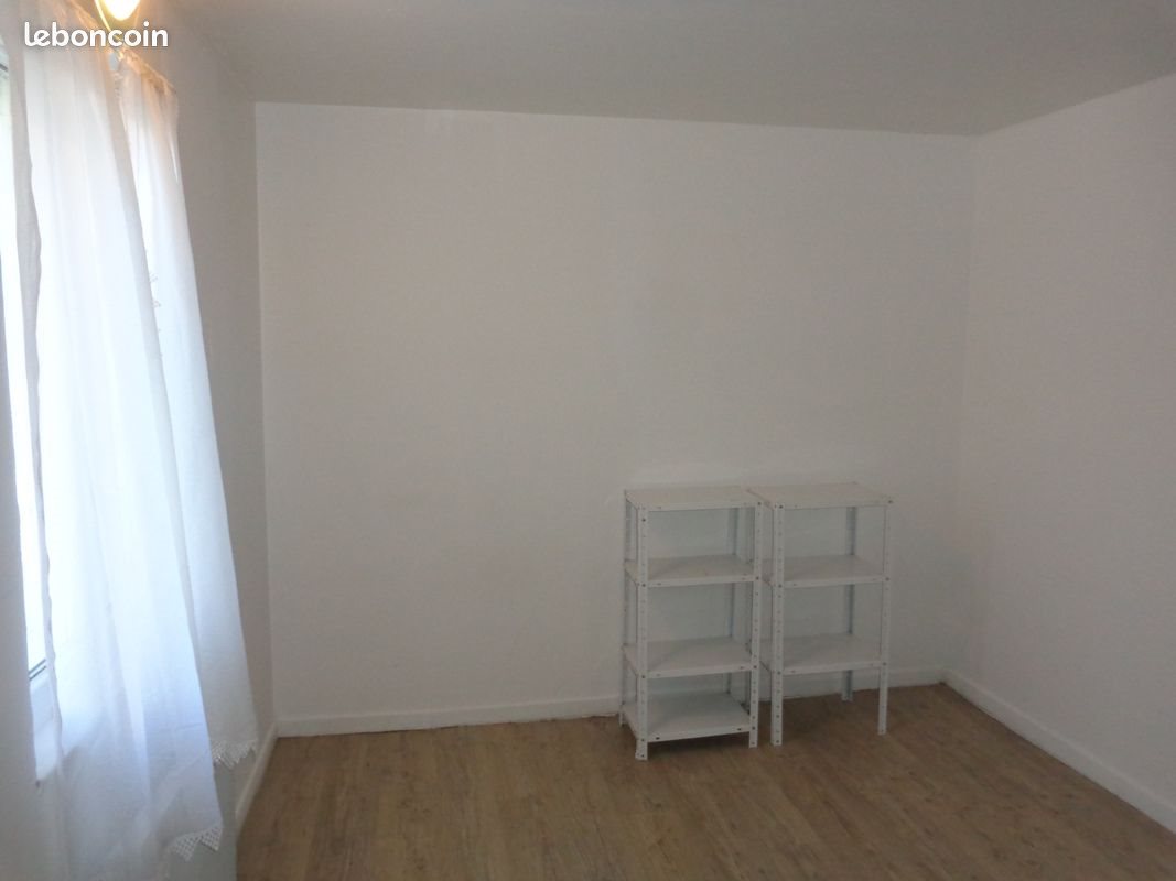 Appartement à louer, 28m², Nîmes