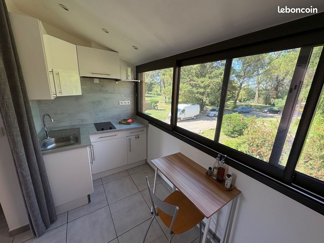 Appartement à louer, 29m², Arles