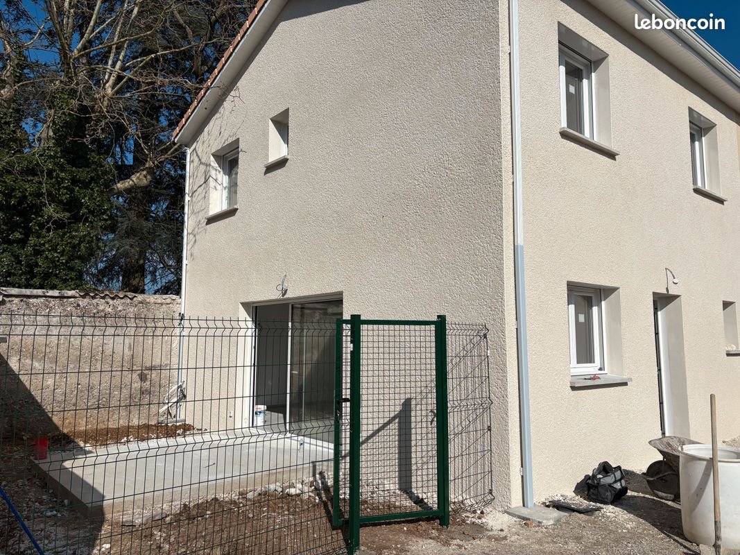 Maison à louer, 90m², Chatuzange-le-Goubet