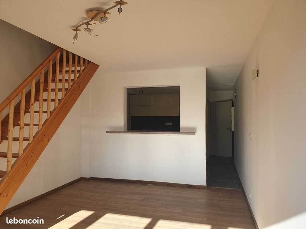 Appartement à louer, 76m², Billom