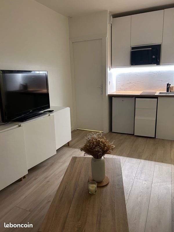 Appartement à louer, 20m², Courbevoie