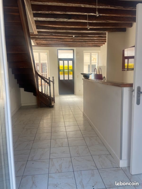 Maison à louer, 80m², Lignières