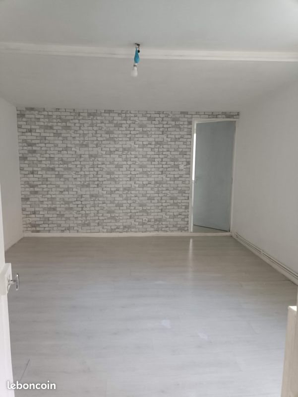 Appartement à louer, 70m², Fère-en-Tardenois