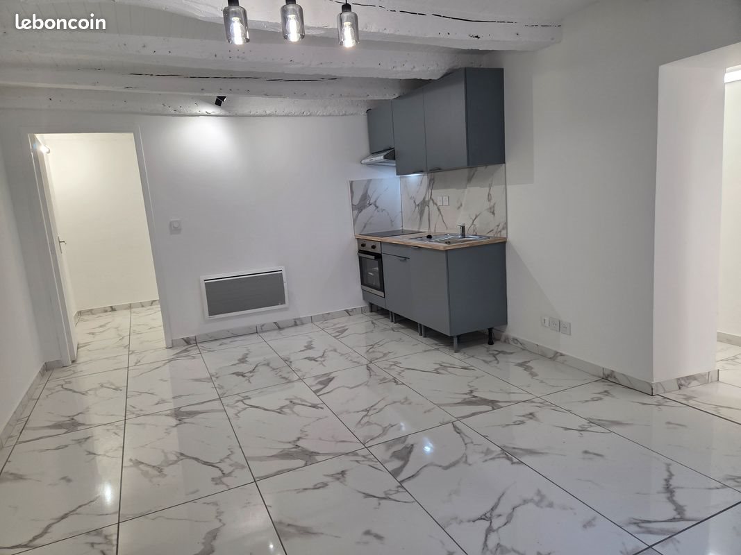 Appartement à louer, 40m², Saint-Symphorien-d'Ozon