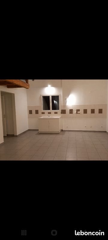 Appartement à louer, 60m², Hauterives