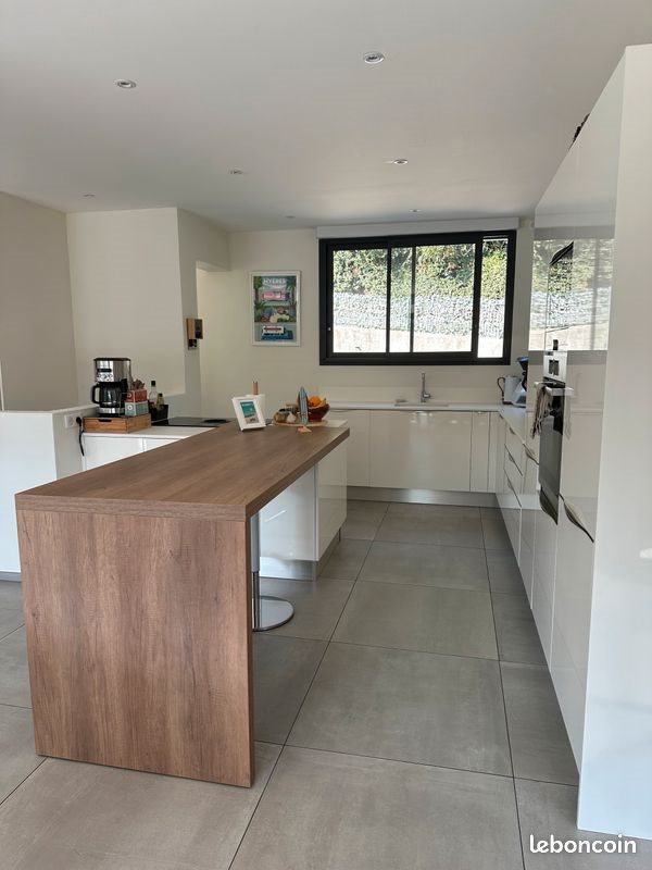 Maison à vendre, 200m², Carqueiranne