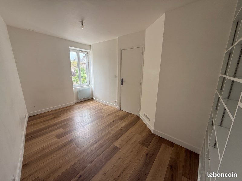 Maison à louer, 49m², Ablis