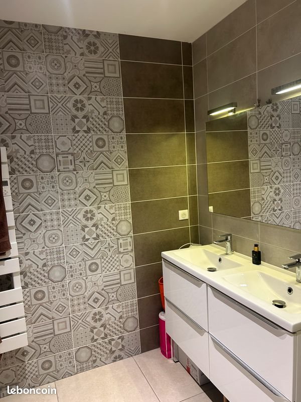 Maison à louer, 97m², Saint-Geniès-Bellevue