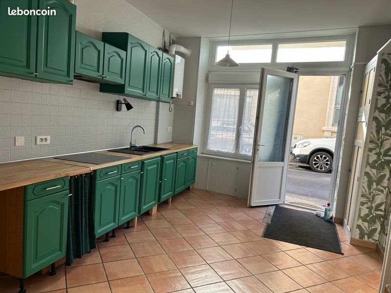 Maison à louer, 70m², Saint-Amant-Tallende
