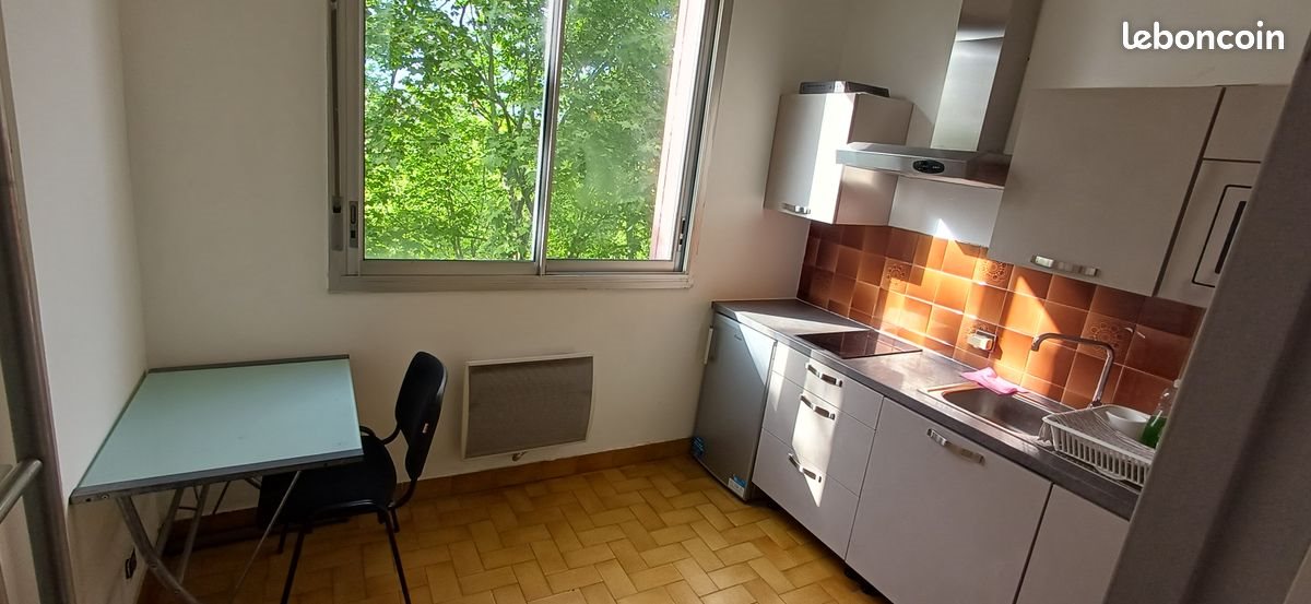 Appartement à louer, 33m², Saint-Etienne