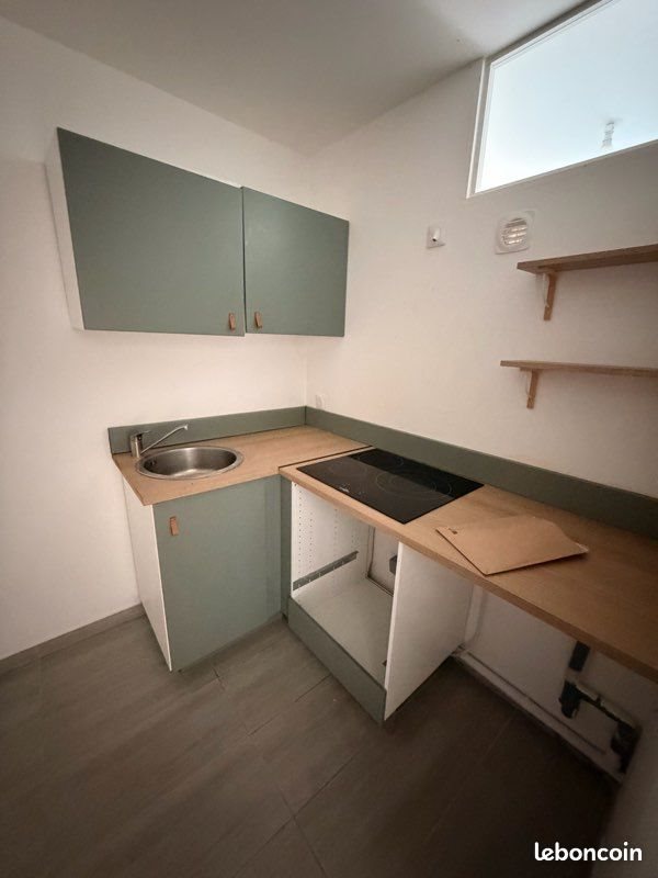 Appartement à louer, 22m², Saint-Maurice
