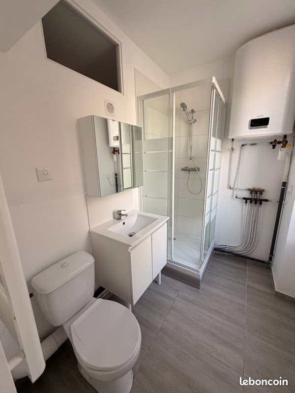 Appartement à louer, 22m², Saint-Maurice