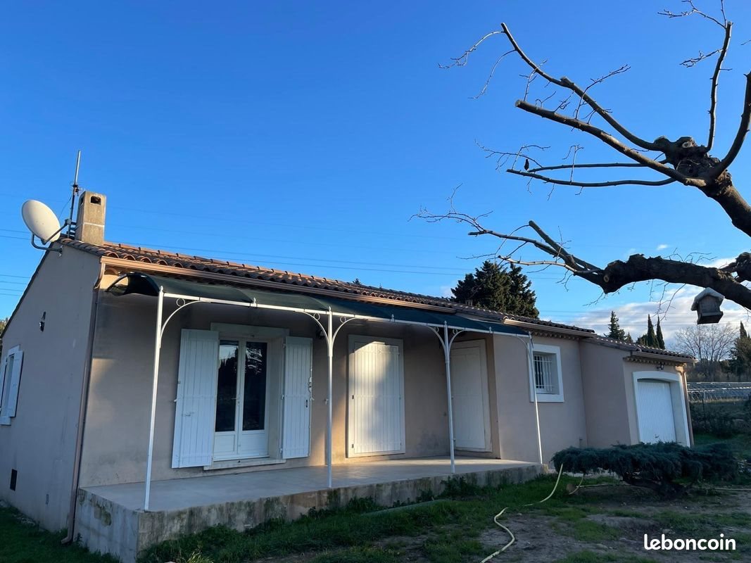 Maison à louer, 86m², Eyragues