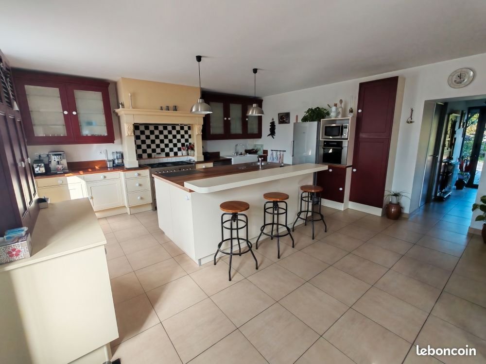 Maison à vendre, 220m², Bignan