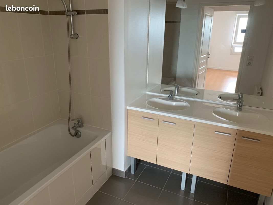 Appartement à louer, 80m², Tours